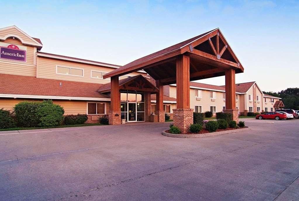 Quality Inn Atchison المظهر الخارجي الصورة