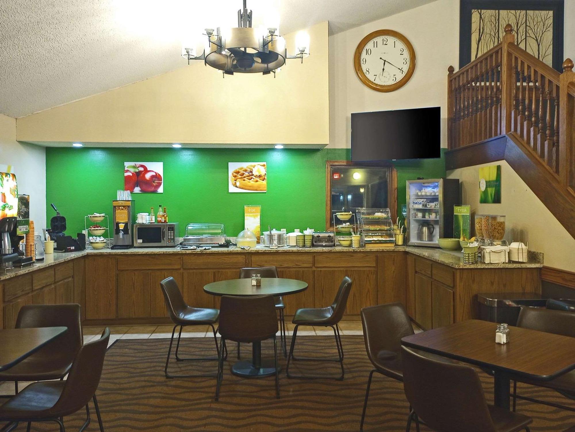 Quality Inn Atchison المظهر الخارجي الصورة